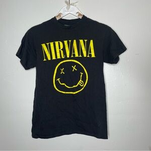 NIRVANA SMILEY FACE BLACK & YELLOW T SHIRT SZ SMALL